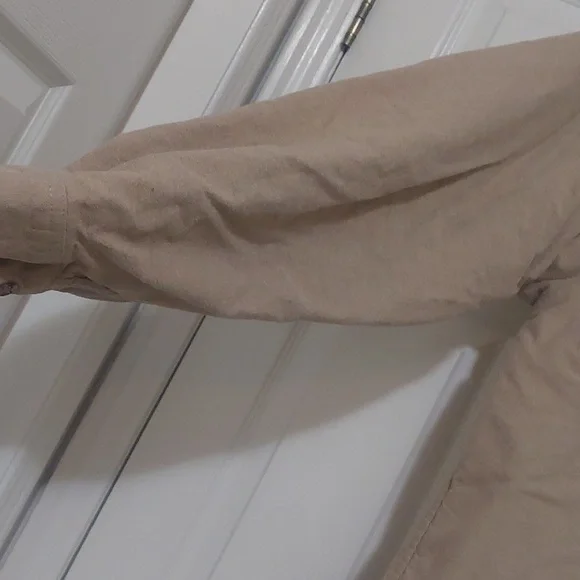 Field & Stream button down - Picture 4 of 5